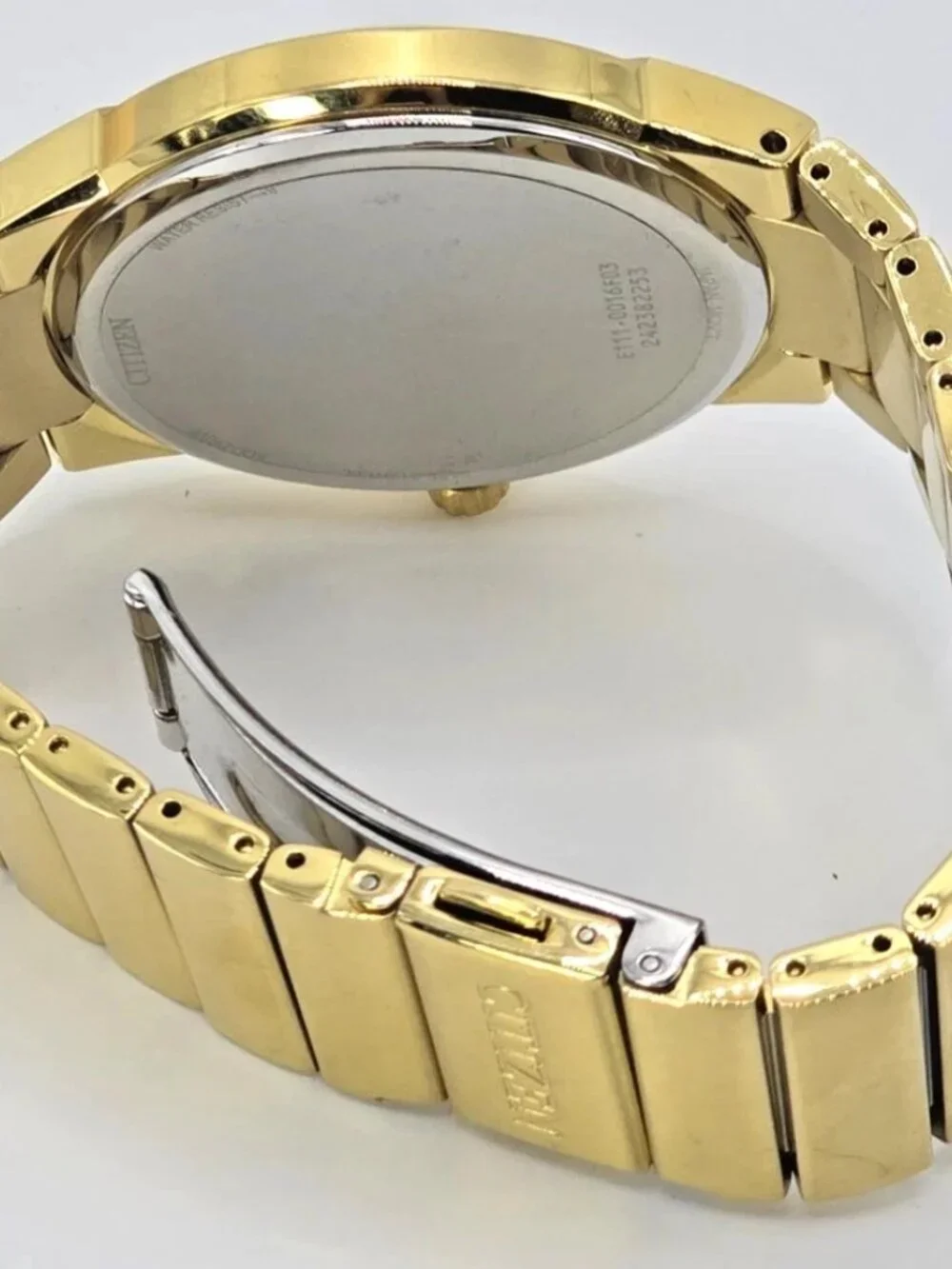Citizen Eco-Drive E111 Blue Dial Gold Tone Mens Watch 40mm Date Bracelet 100M